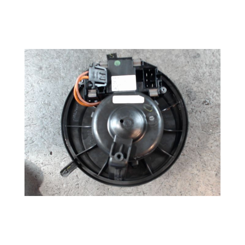 MOTEUR VENTILATEUR CHAUFFAGE SKODA YETI