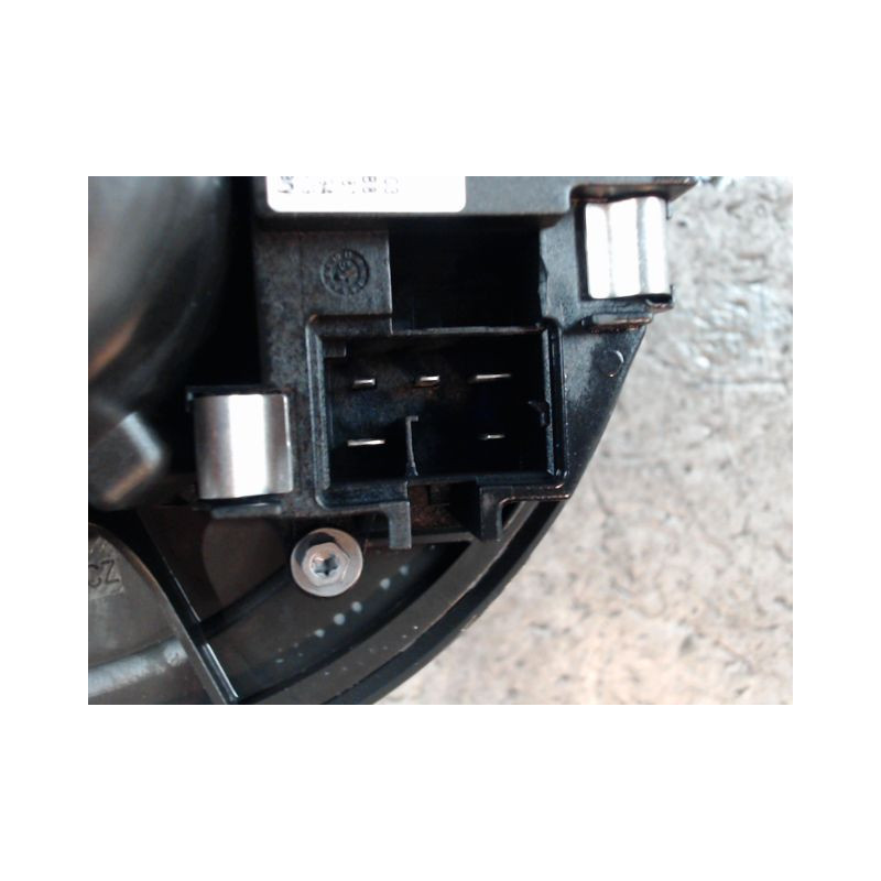 MOTEUR VENTILATEUR CHAUFFAGE SKODA YETI