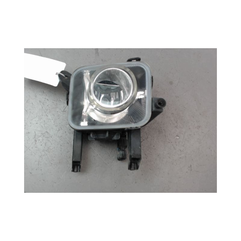 PHARE ANTIBROUILLARD AVANT DROIT OPEL MERIVA MONOSP. I Phase 2 (A) 2006-2010