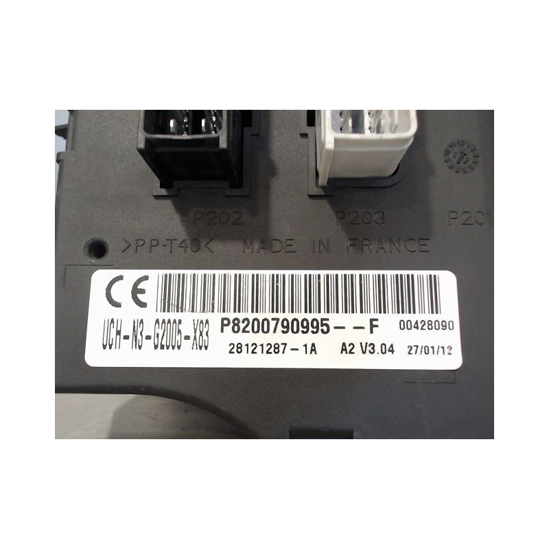 BOITIER GESTION HABITACLE RENAULT TRAFIC