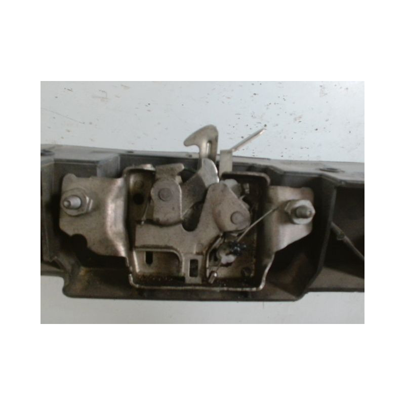 FACE AVANT RENAULT CLIO