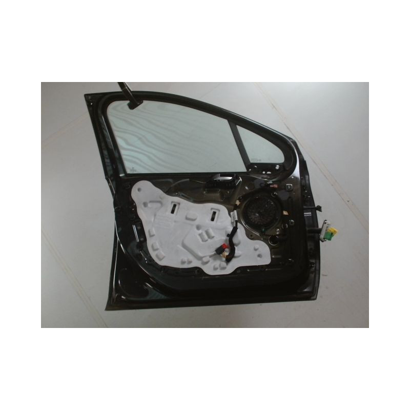 PORTE AVANT GAUCHE PEUGEOT 208