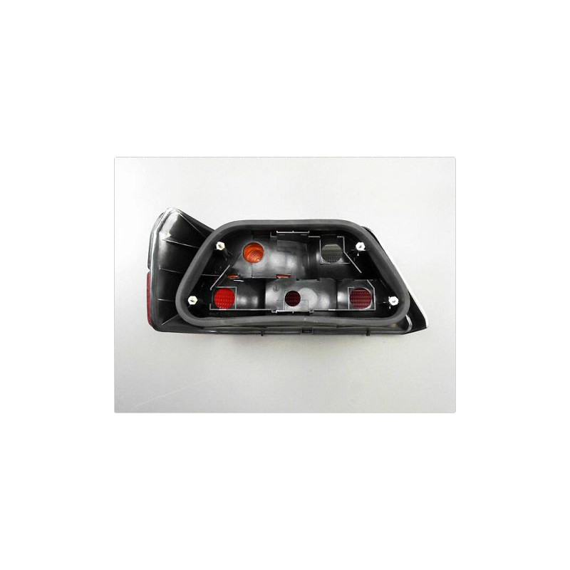 FEU ARRIERE DROIT PEUGEOT 605 94-99