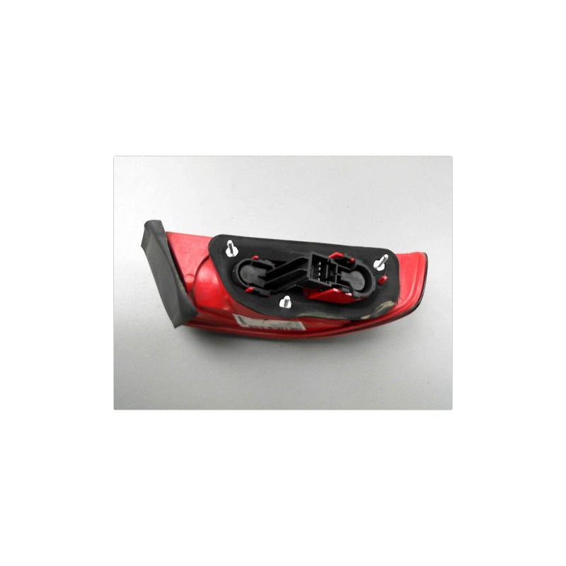 FEU ARRIERE DROIT ALFA ROMEO 159 SPORTWAGON