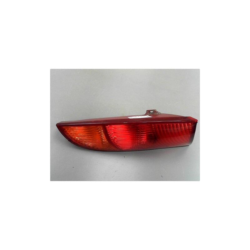 FEU ARRIERE DROIT FORD FOCUS 98-04