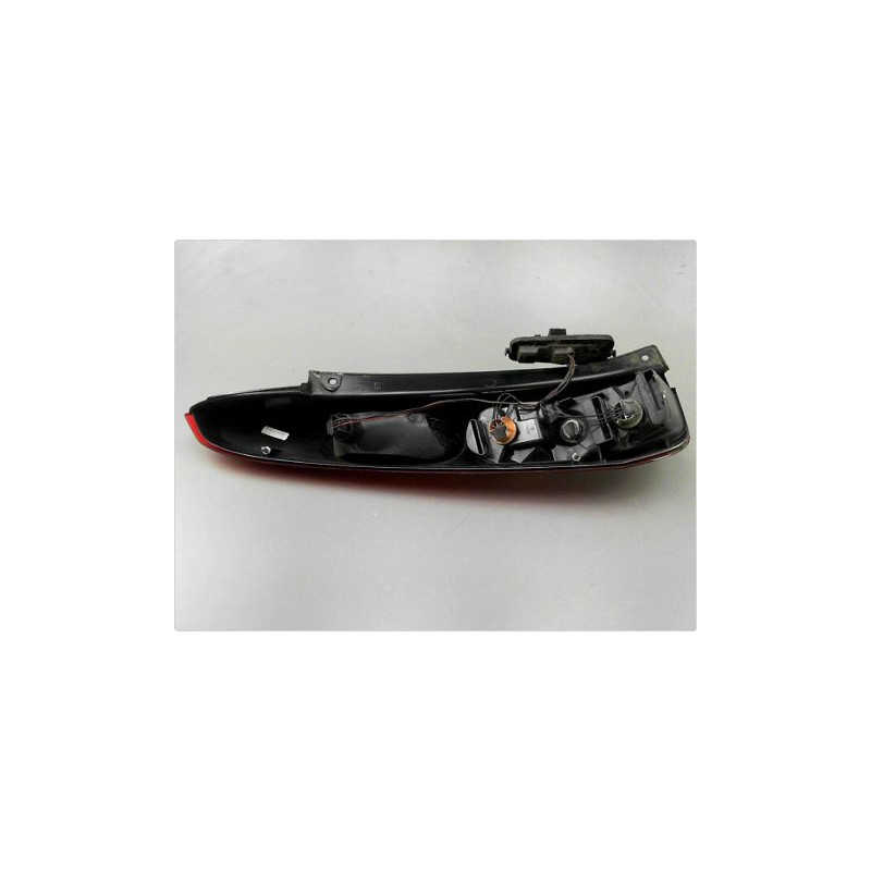 FEU ARRIERE DROIT FORD FIESTA 05-2008