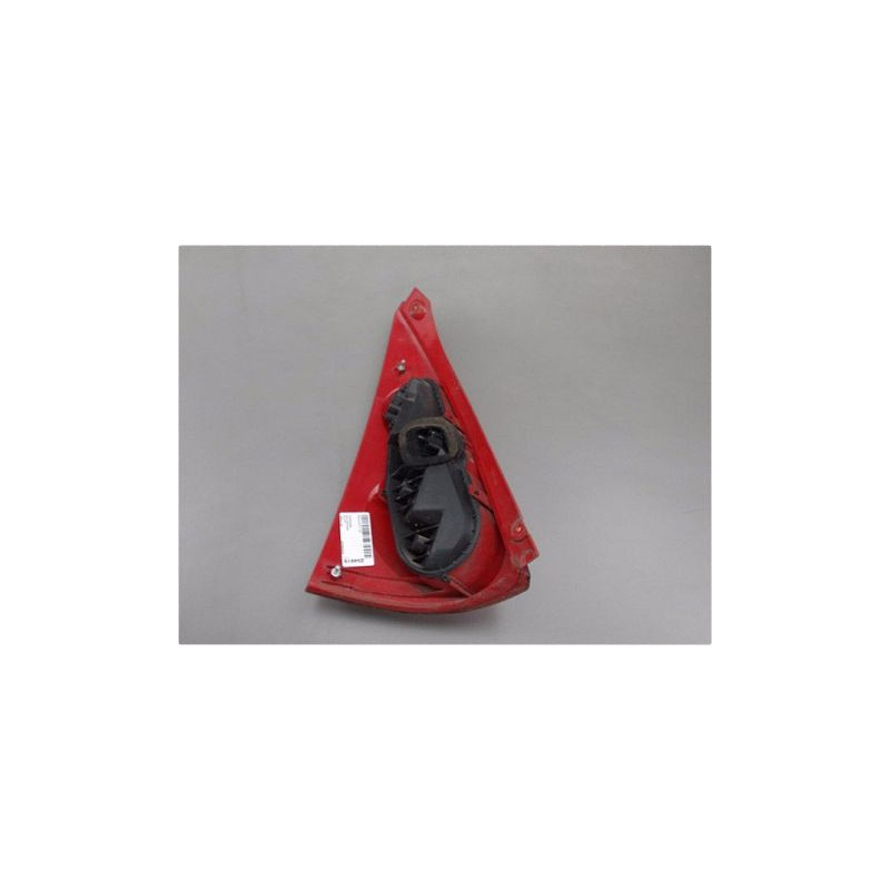 FEU ARRIERE DROIT PEUGEOT 107