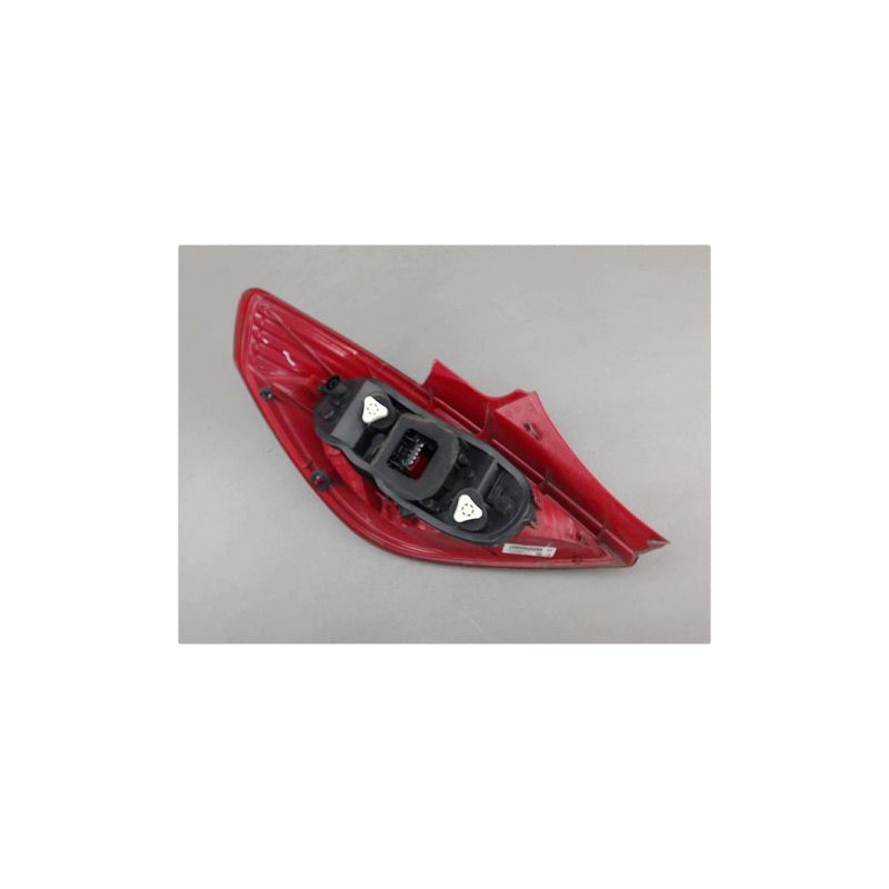 FEU ARRIERE DROIT OPEL CORSA