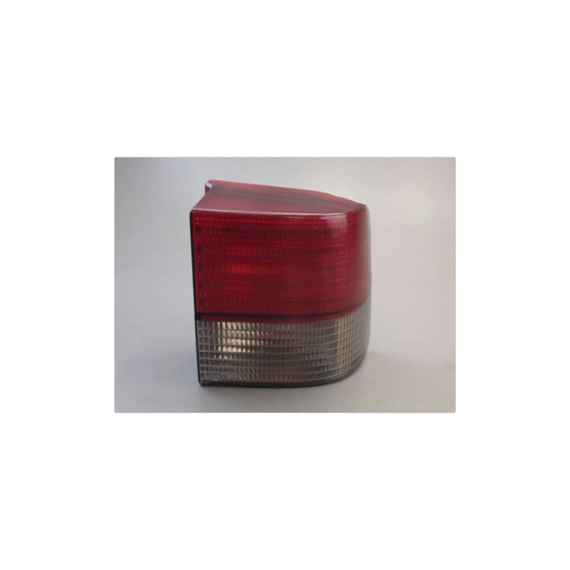FEU ARRIERE DROIT PEUGEOT 405