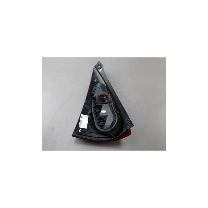 FEU ARRIERE DROIT PEUGEOT 107