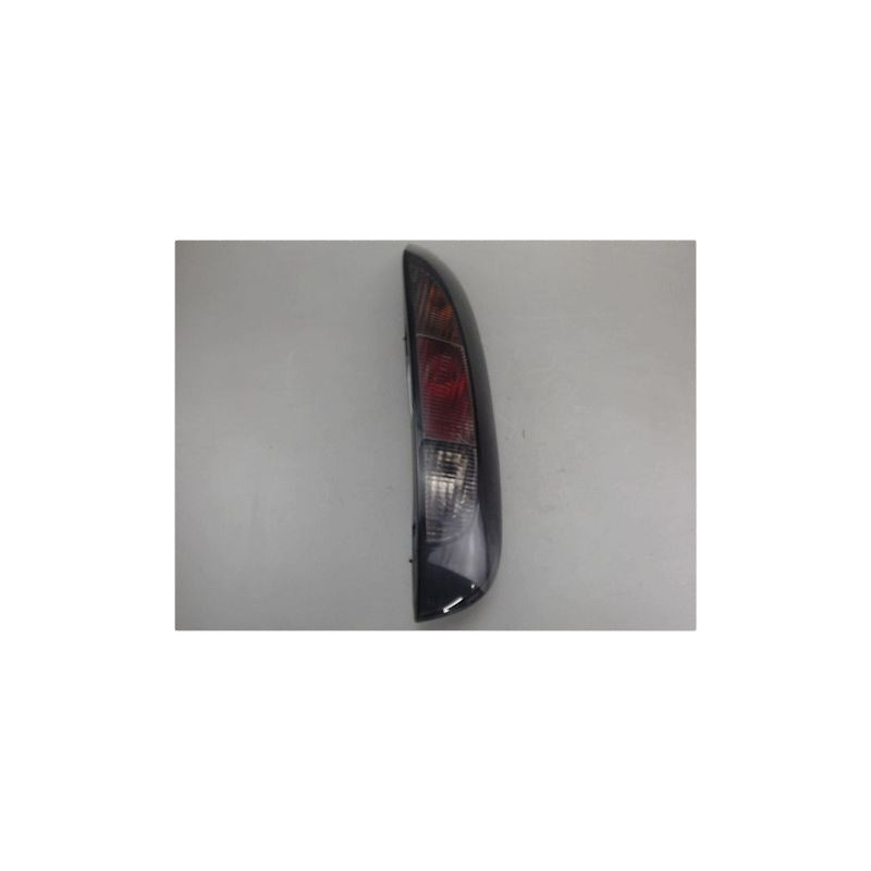 FEU ARRIERE DROIT OPEL CORSA