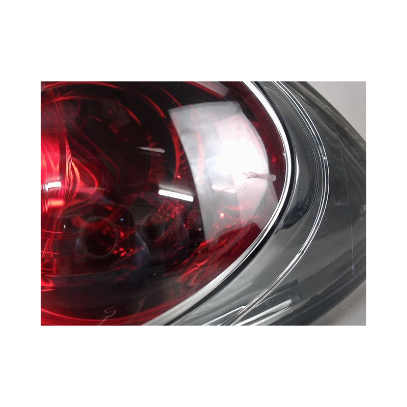 FEU ARRIERE DROIT MAZDA 6