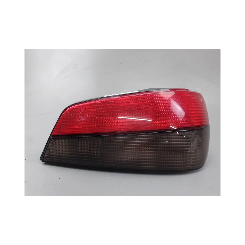 FEU ARRIERE DROIT PEUGEOT 306