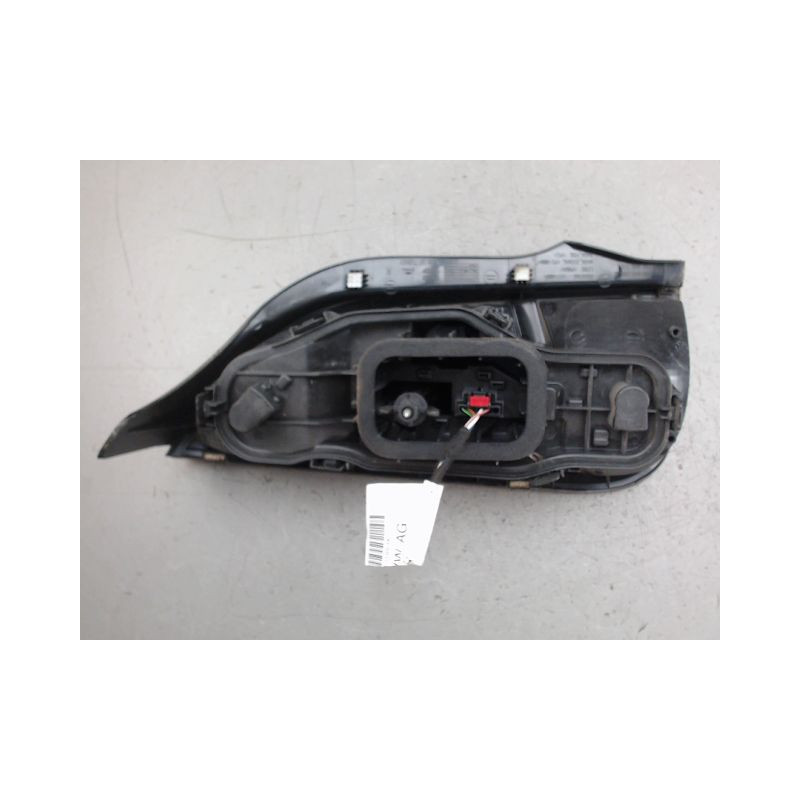 FEU ARRIERE DROIT VOLKSWAGEN UP