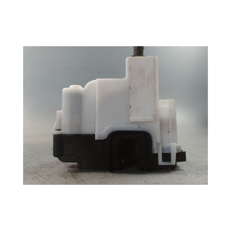 SYSTEME CONDAMNATION AVANT DROIT FIAT 500 C 09-
