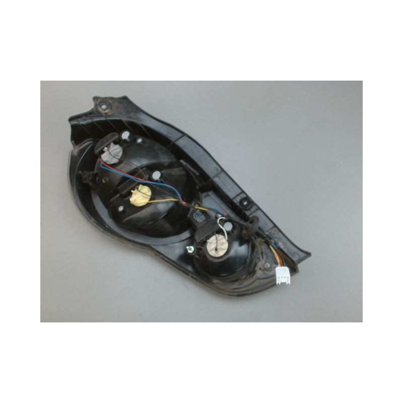 FEU ARRIERE DROIT CHEVROLET SPARK