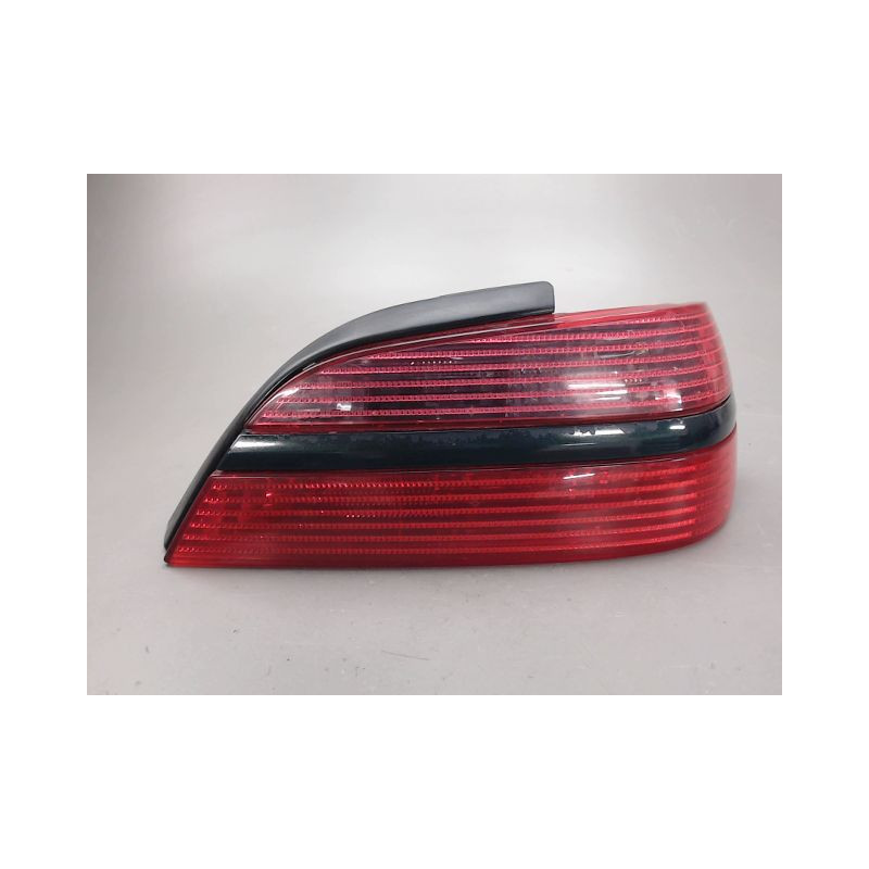 FEU ARRIERE DROIT PEUGEOT 406