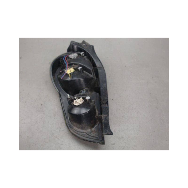FEU ARRIERE DROIT CHEVROLET SPARK