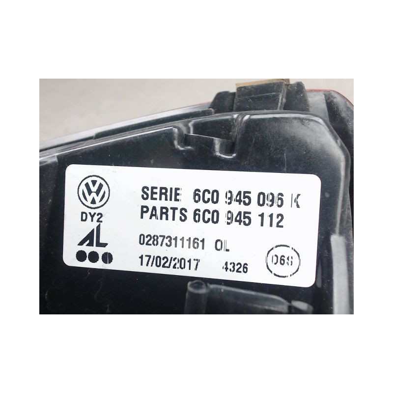FEU ARRIERE DROIT VOLKSWAGEN POLO
