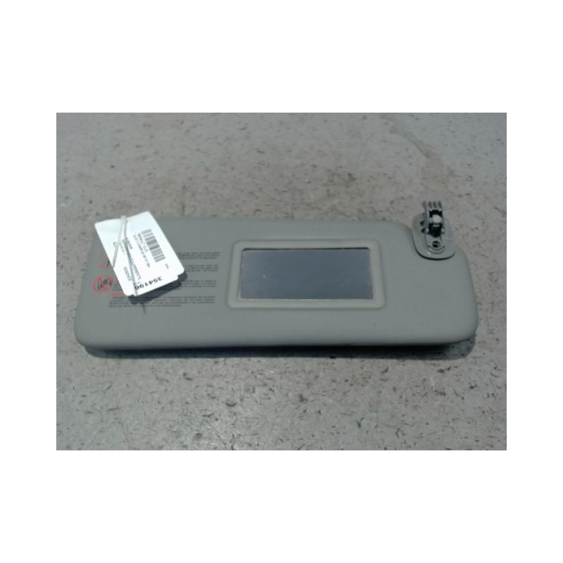 PARE-SOLEIL D RENAULT CLIO II CAMPUS 06-