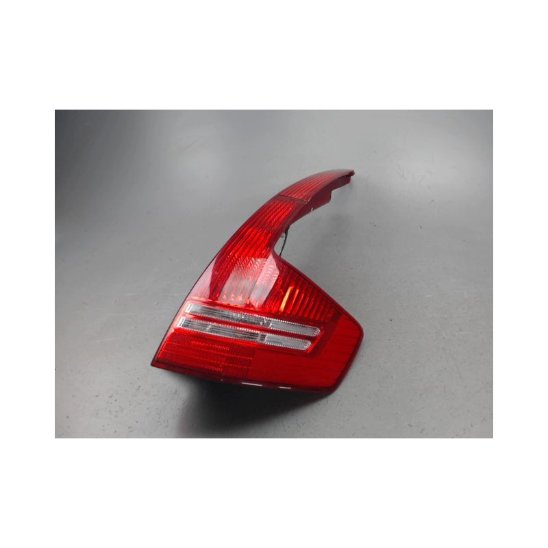 FEU ARRIERE DROIT CITROEN C4