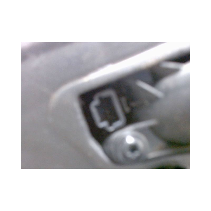 RETROVISEUR EXTERIEUR DROIT RENAULT CLIO III 2005-