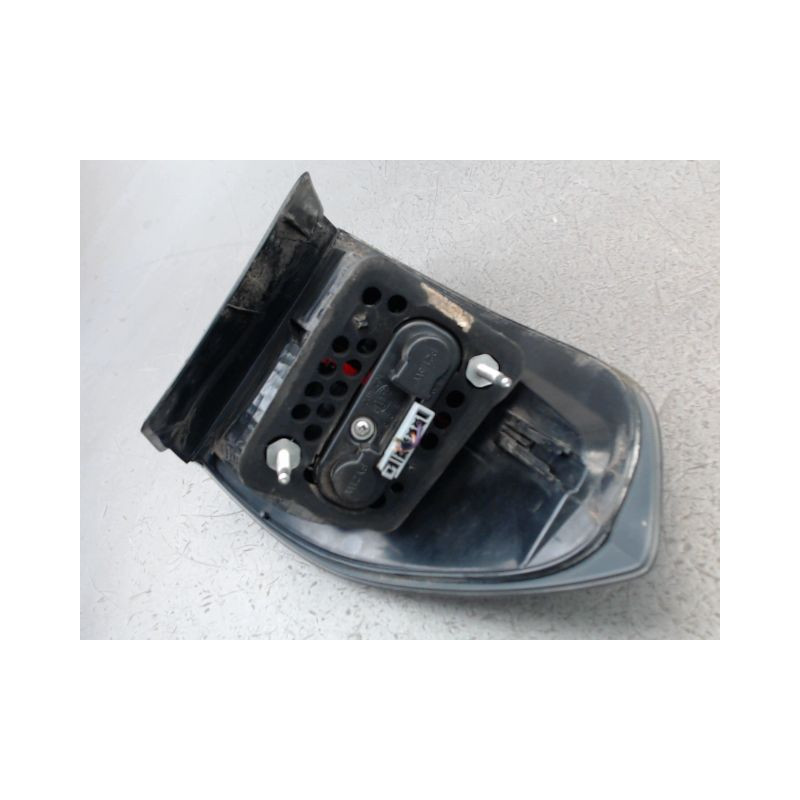 FEU ARRIERE DROIT FORD S-MAX
