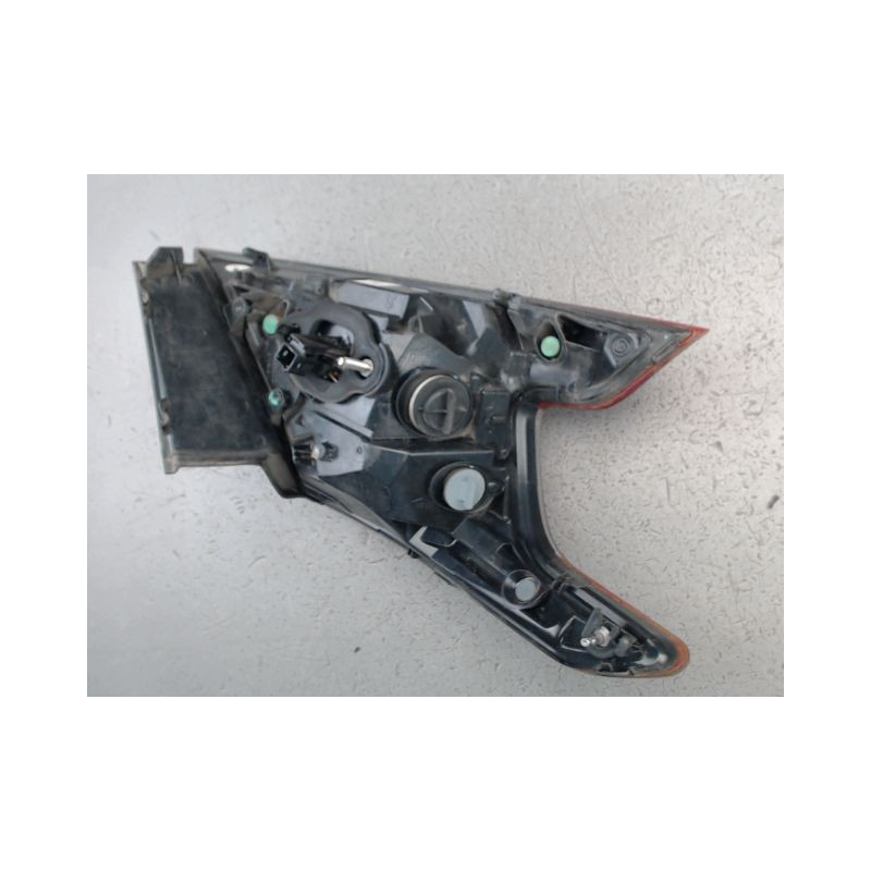 FEU ARRIERE DROIT PEUGEOT 308