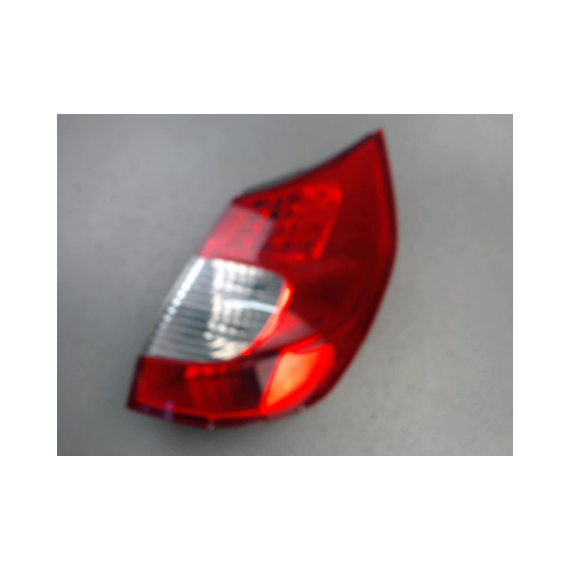 FEU ARRIERE DROIT RENAULT MEGANE
