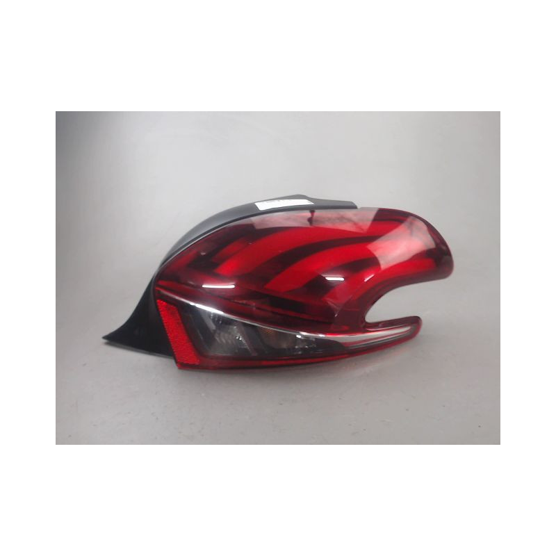 FEU ARRIERE DROIT PEUGEOT 208