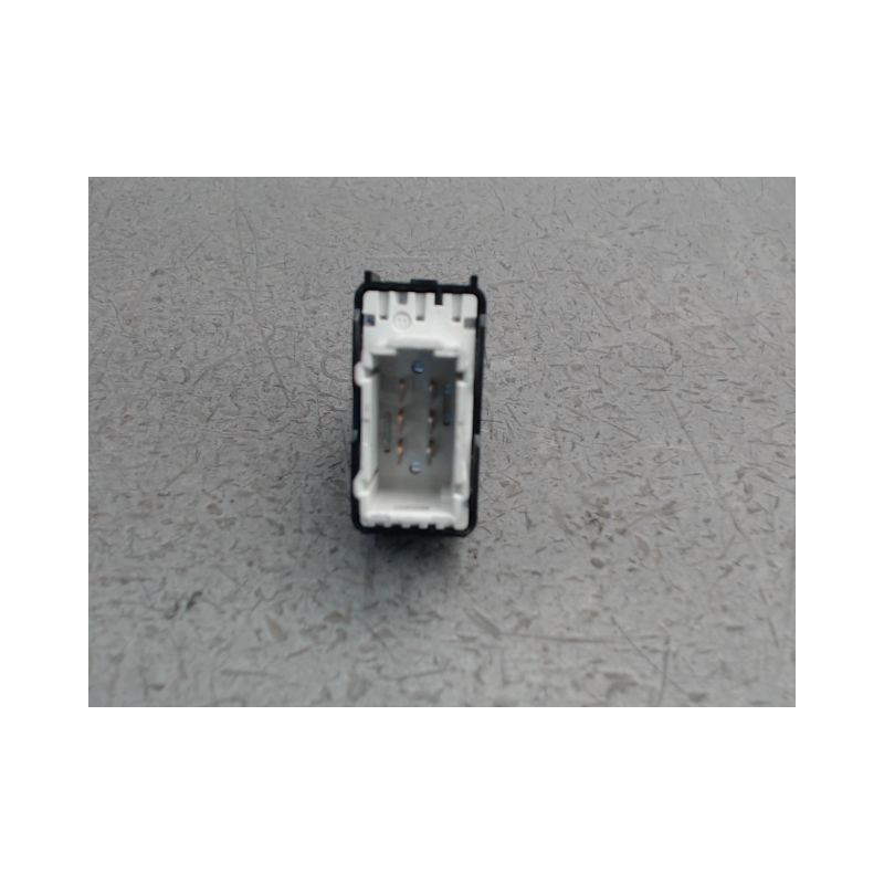 COMMANDE LEVE-GLACE PORTE AVD PEUGEOT 208