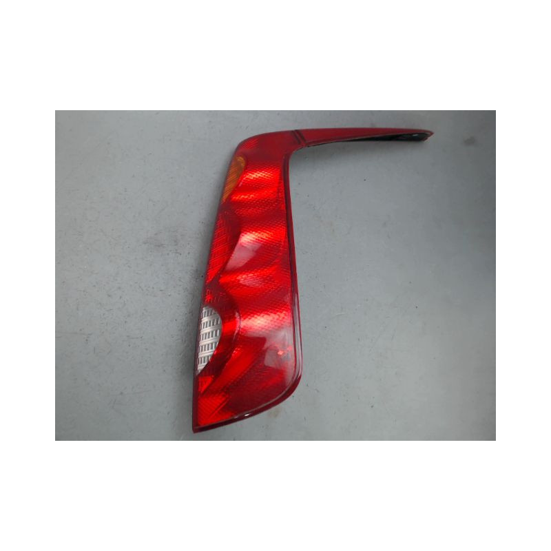 FEU ARRIERE DROIT NISSAN NOTE