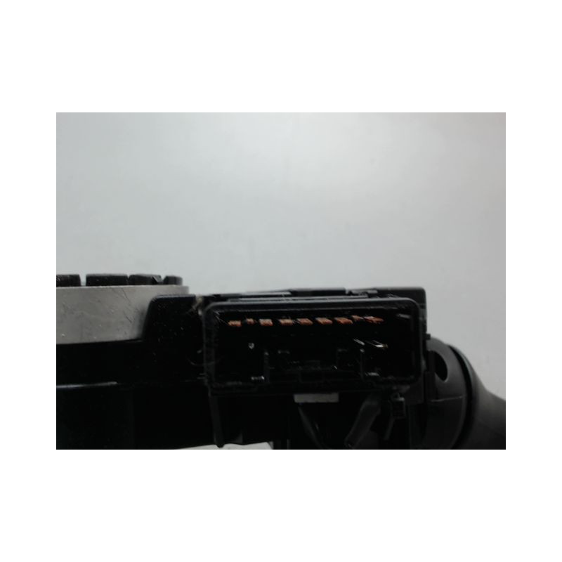 COMMANDE ECLAIRAGE CITROEN C1