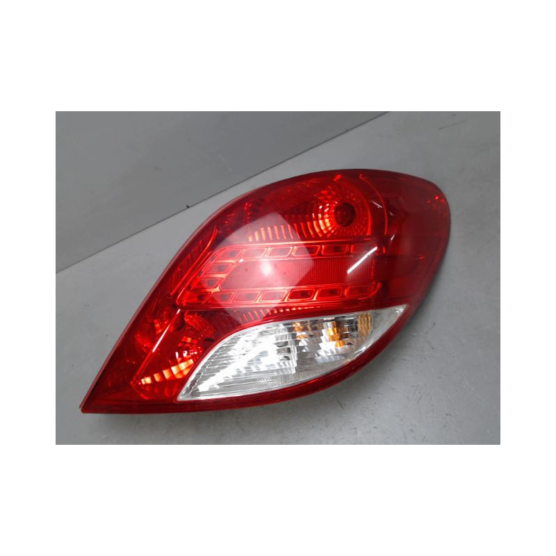 FEU ARRIERE DROIT PEUGEOT 207
