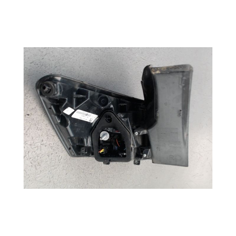 FEU ARRIERE DROIT PEUGEOT 3008
