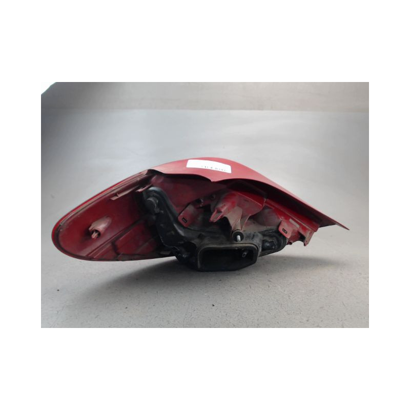 FEU ARRIERE DROIT PEUGEOT 207