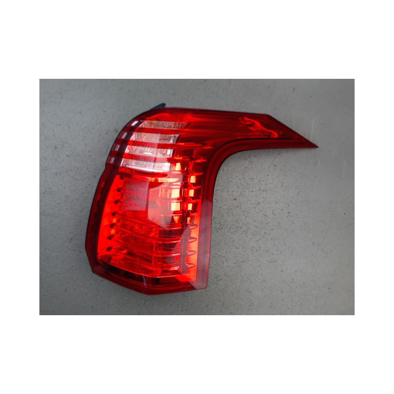 FEU ARRIERE DROIT PEUGEOT 5008