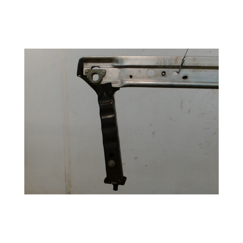 TRAVERSE INFERIEURE ARMATURE AVANT RENAULT MEGANE