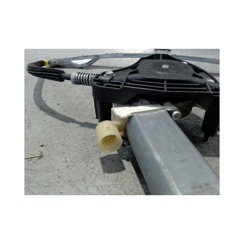 MECANISME+MOTEUR LEVE-GLACE AVANT DROIT RENAULT CLIO