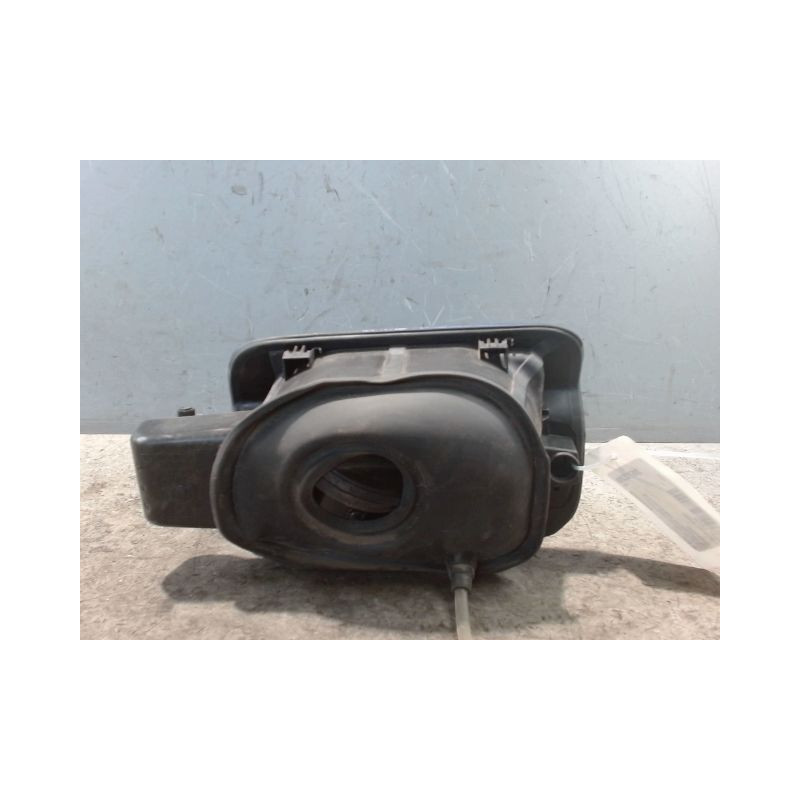 VOLET DE TRAPPE CARBURANT SEAT LEON 2009-