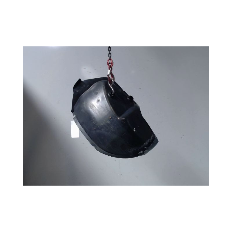 PARE-BOUE ARRIERE GAUCHE DACIA DUSTER 2010-