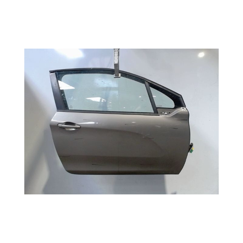 PORTE AVANT DROIT PEUGEOT 208