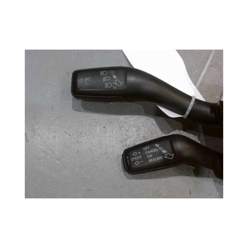 COMMANDE CLIGNOTANT AUDI A3