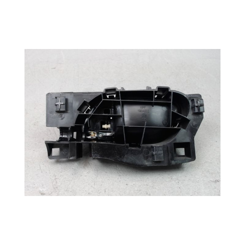 POIGNEE INTERIEURE PORTE ARRIERE DROIT PEUGEOT 3008 BREAK I PHASE 2 2013-...