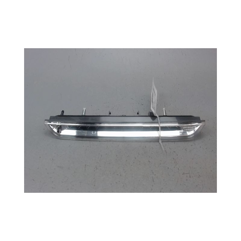 FEUX STOP SUPPLEMENTAIRE PEUGEOT 308 2009-