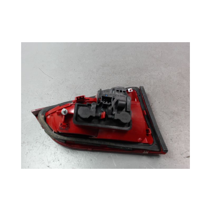 FEU ARRIERE INTERIEUR DROIT AUDI A4 BERL. III Phase 1 (8K) 2008-2011