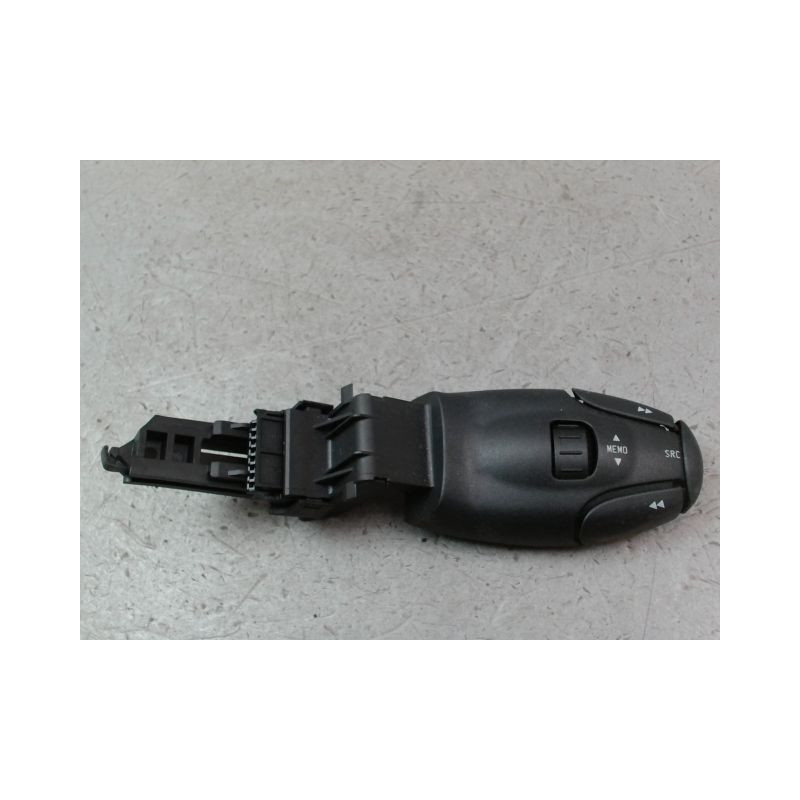 COMMANDE AUTORADIO PEUGEOT 206 1998-2009