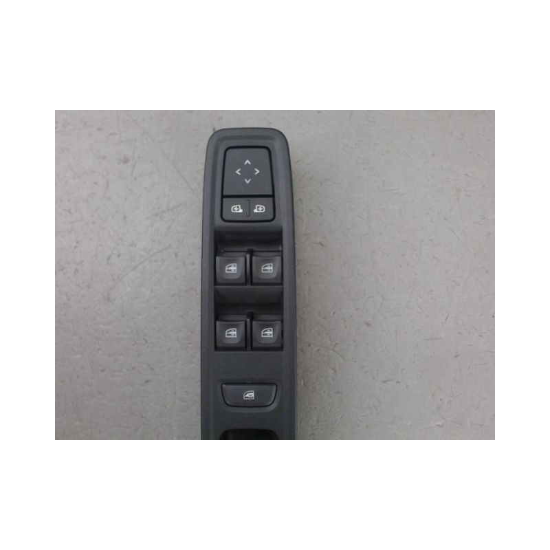 COMMANDE LEVE-GLACE PORTE AVG DACIA JOGGER