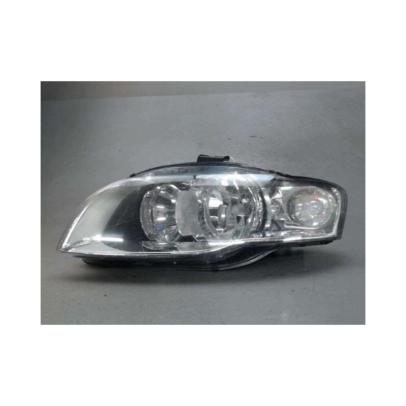 PHARE GAUCHE AUDI A4
