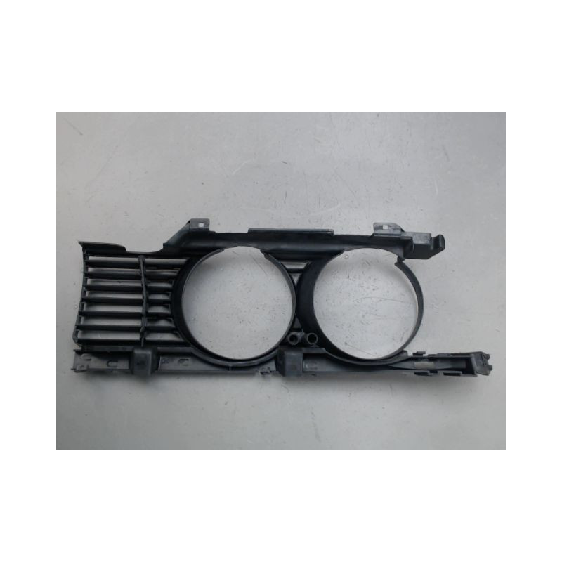 GRILLE CALANDRE DROIT B.M.W. SERIE 5